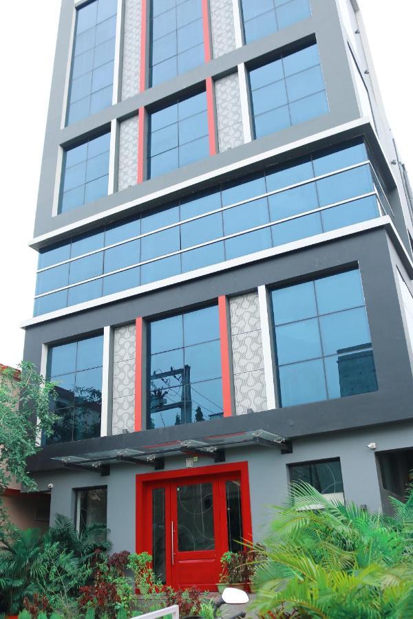 Sm Hives Hotel Bhubaneswar Exterior photo