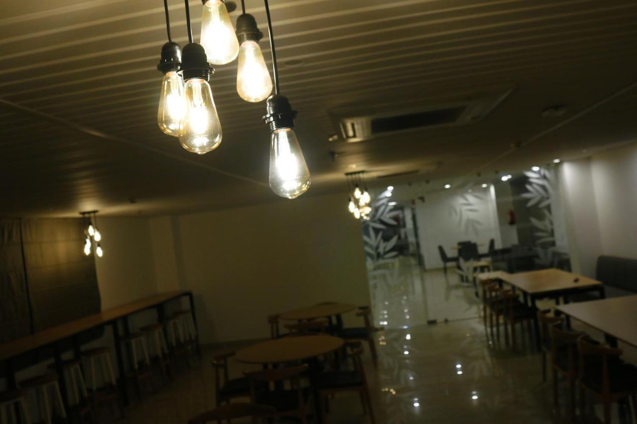 Sm Hives Hotel Bhubaneswar Exterior photo